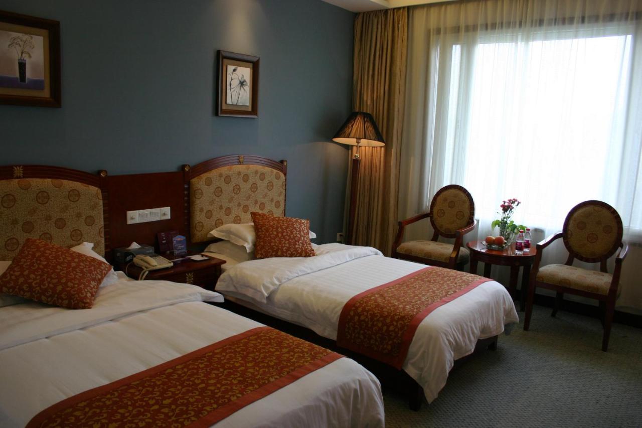 Suzhou Taoyuan International Holiday Hotel מראה חיצוני תמונה