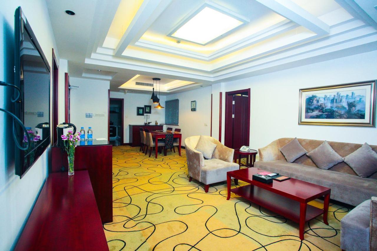 Suzhou Taoyuan International Holiday Hotel מראה חיצוני תמונה